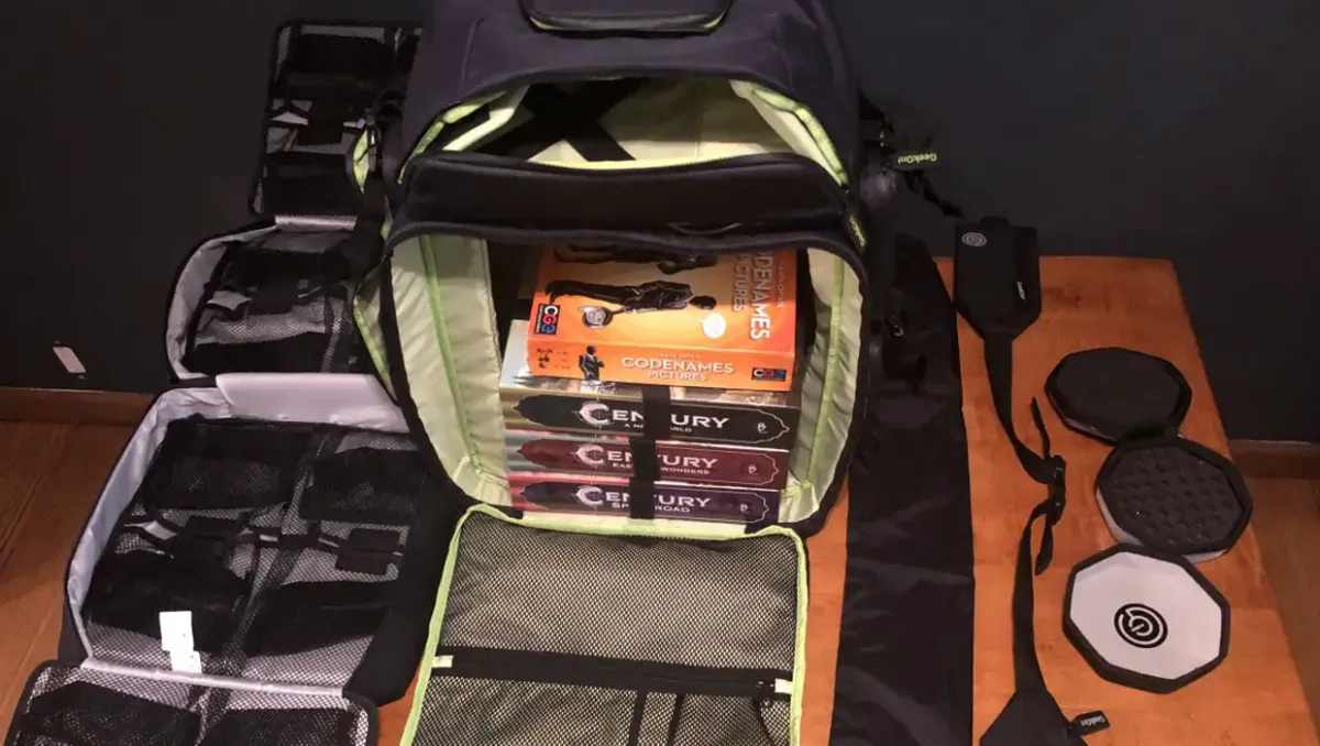 The best way to carry your board games — GeekOn! Ultimate Boardgame Backpack review