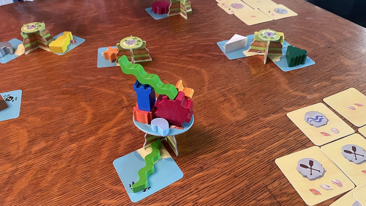 Flotsam Float review — A dexterity game for the whole family