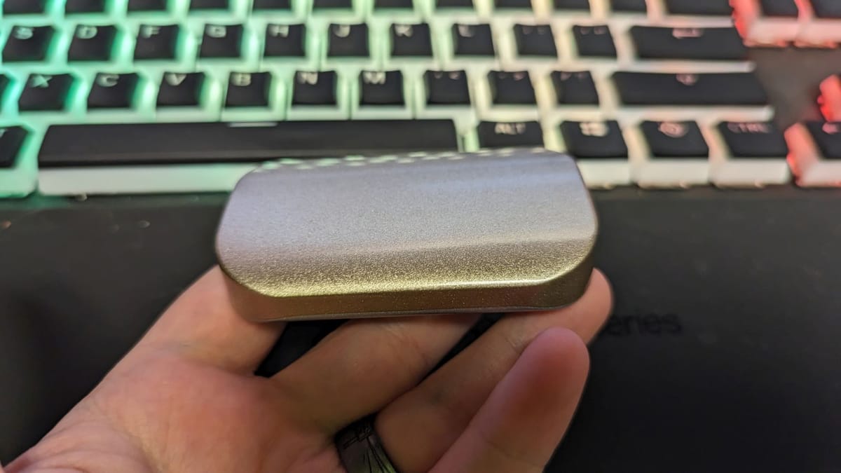 SK hynix Beetle X31 portable SSD review — BIG thing in a small package