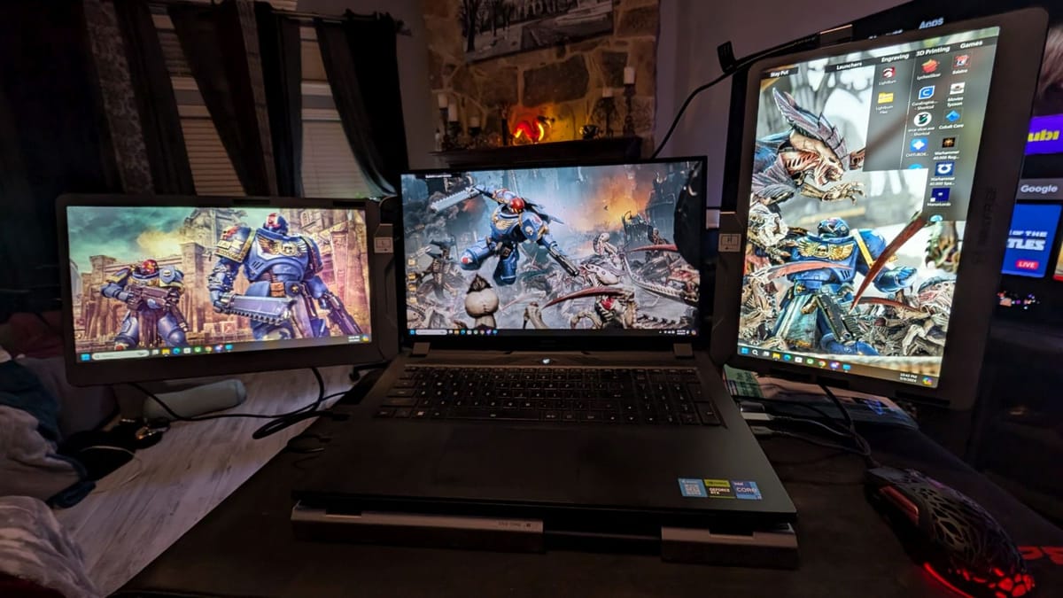 Maxfree F2 14″ Triple Laptop Screen Extender review — Making mobility manageable