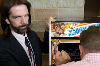 King of Con? Billy Mitchell’s Donkey Kong scores removed by Twin Galaxies