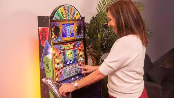 Bring home Vegas with Arcade1Up’s new Wheel of Fortune Casinocade Deluxe