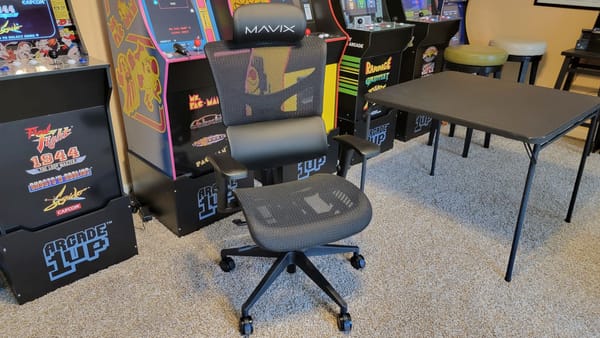 Mavix M5 Gaming Chair with Elemax review — Quality materials and a variety of features combine to form a top-notch chair