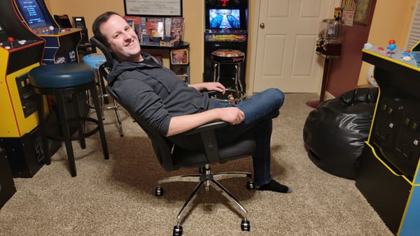 SIHOO M18 Ergonomic Chair review — A great chair which is equally at home in a game room or an office