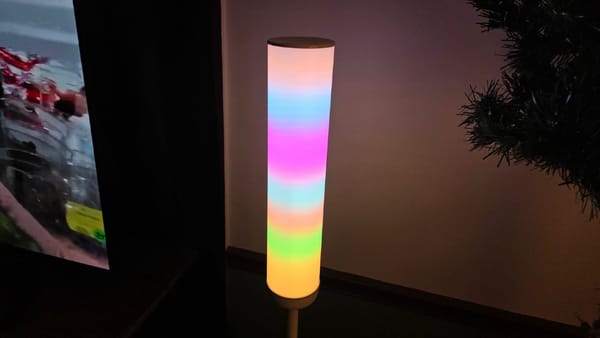 Lepro O1 AI Floor Lamp review — A stylish and minimal floor lamp capable of both basic lighting and party modes