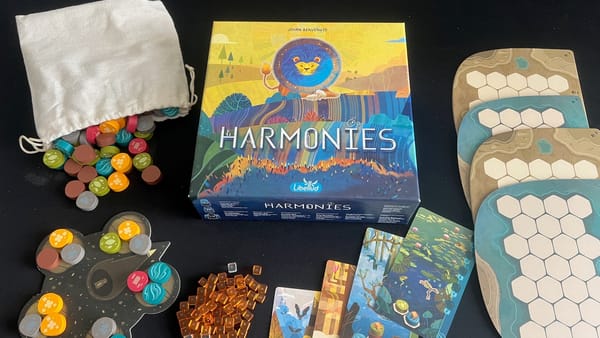 Harmonies review - Stackable combotastic habitats