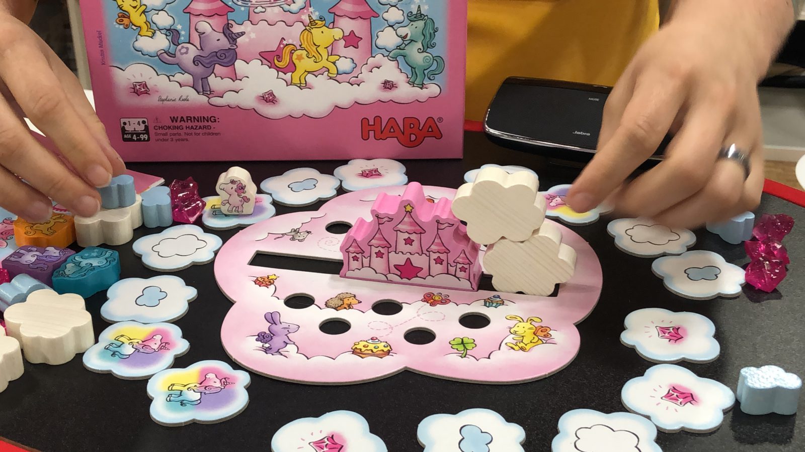 Fly high into the clouds with Unicorn Glitterluck Cloud Stacking