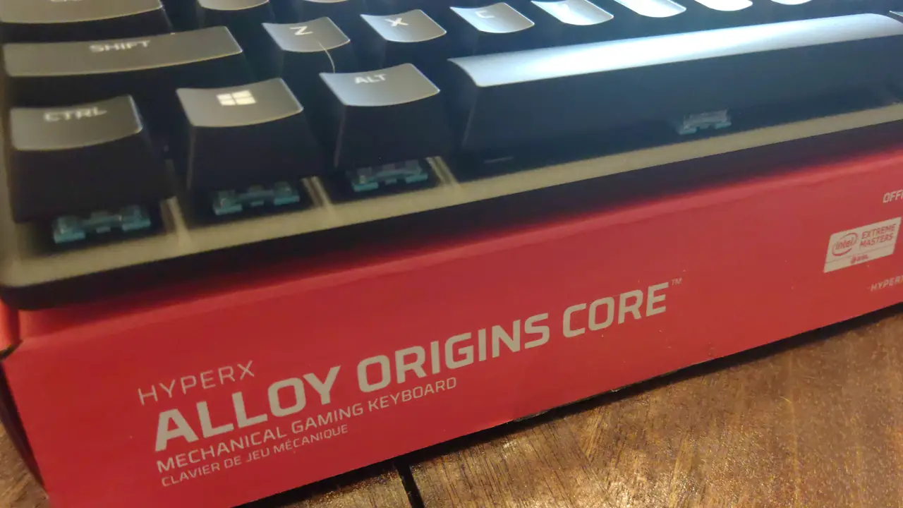 Alternatief Buitengewoon Kijker Armored tenkeyless action - HyperX Alloy Origins Core keyboard review -  GAMING TREND