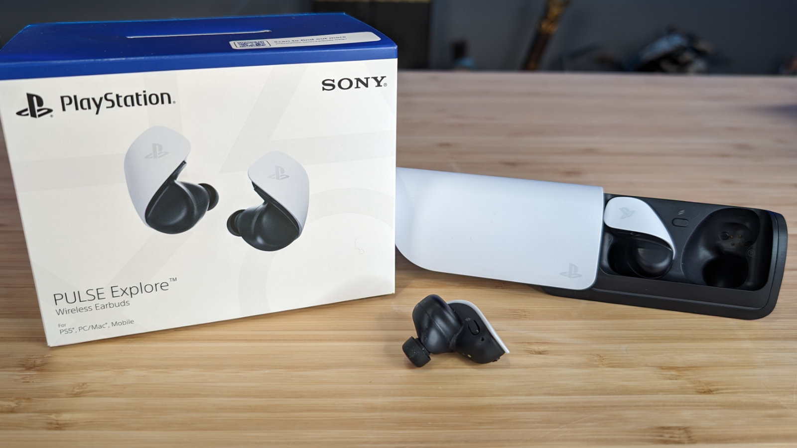 PlayStation PULSE Explore Wireless Earbuds 