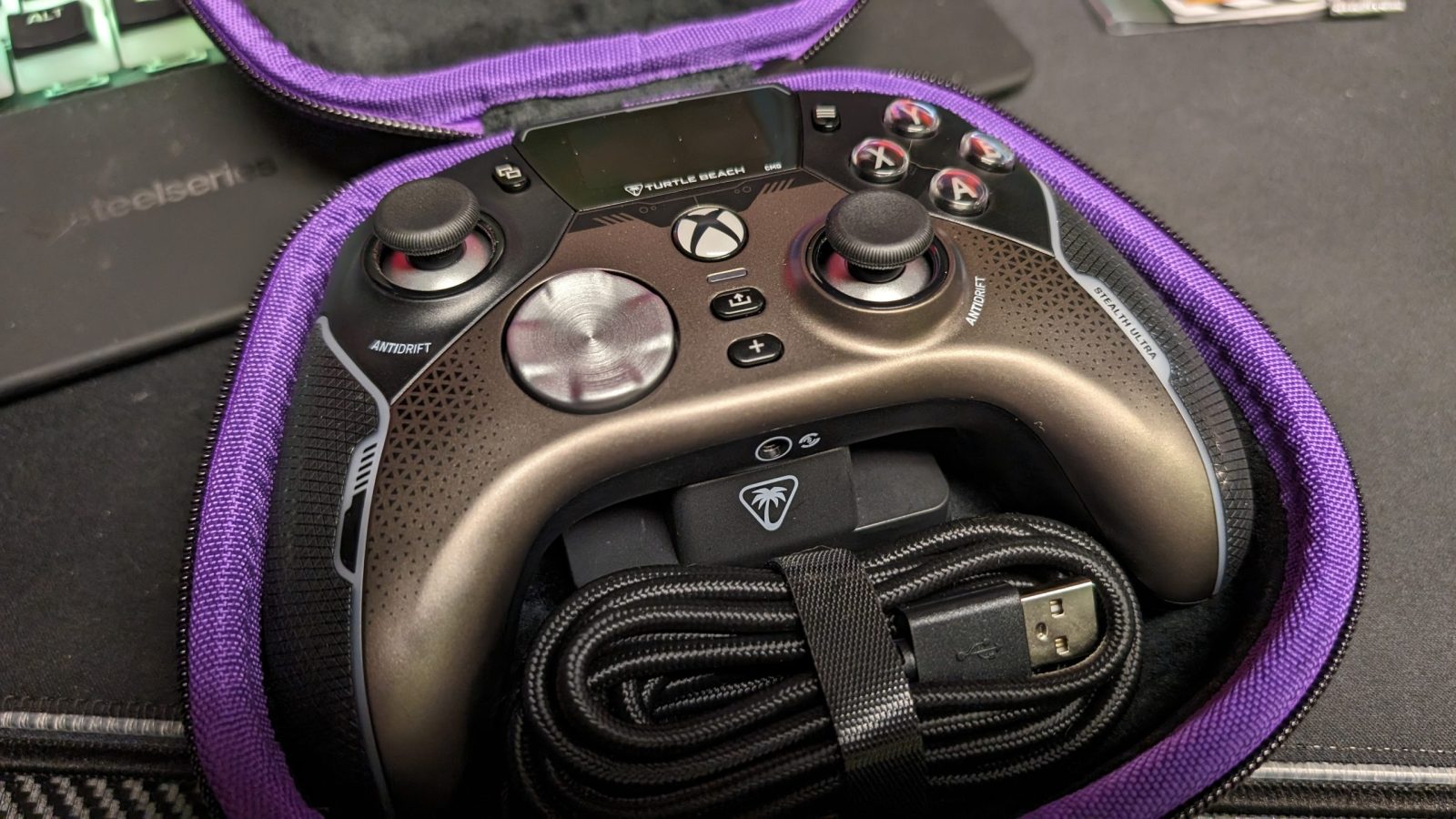 New Wireless Gaming Controller: The Stealth Ultra